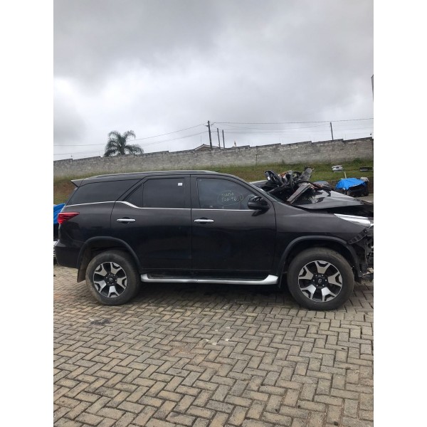 Toyota Hilux Sw4 2019 Parachoque Alma Guia Grade Tela Cubo
