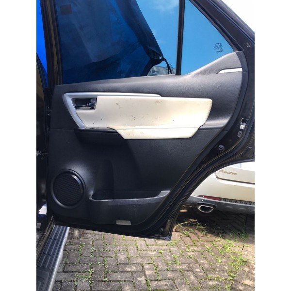 Conjunto Forro De Porta Toyota Hilux Sw4 2019