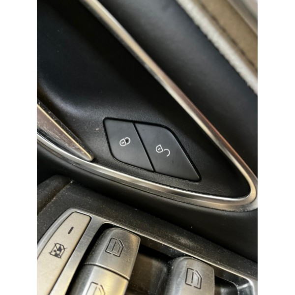Botão Trava/destrava Portas Mercedes Benz C63s Amg 2016